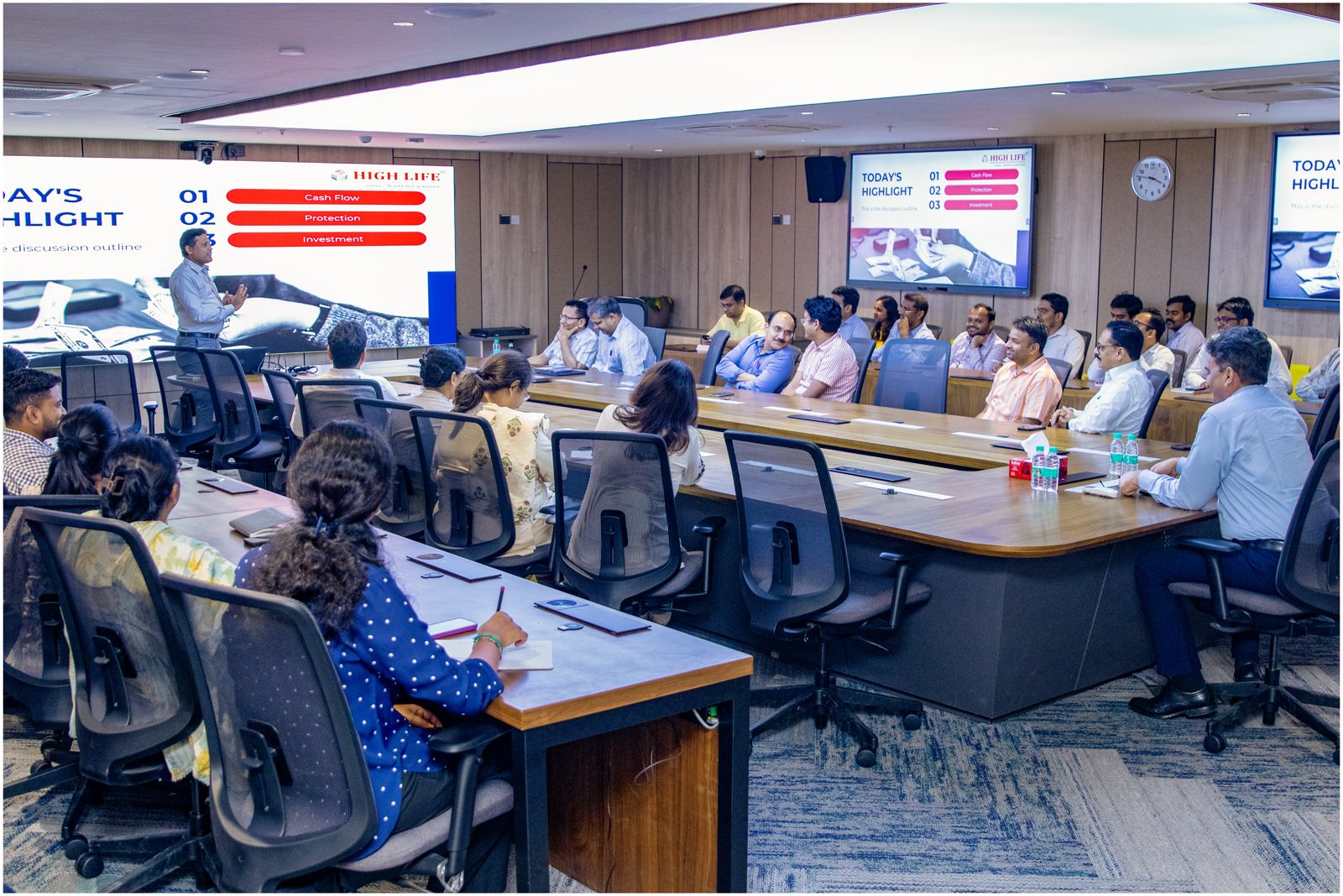 NHSRCL ने 24 जुलै 2025 रोजी ‘मास्टर योर मनी’ या शीर्षकाखाली एक संवादात्मक सत्र आयोजित केले, जे कामकाज करणाऱ्या व्यावसायिकांसाठी आर्थिक शिस्तीवर केंद्रित होते